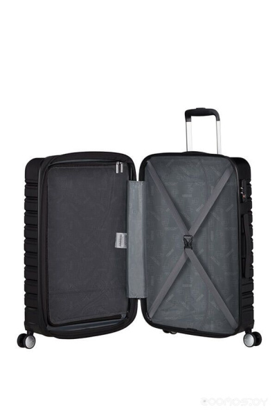 Чемодан American Tourister Flashline 