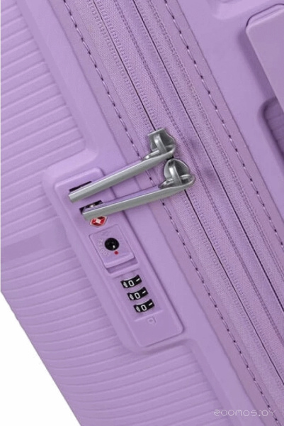 Чемодан American Tourister Starvibe 