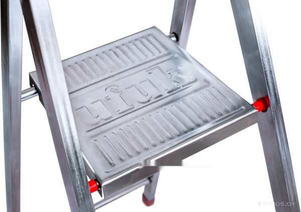 Стремянка 3-х ступ. стальная (max нагр. 150 кг.)  УФУК (perilla) 