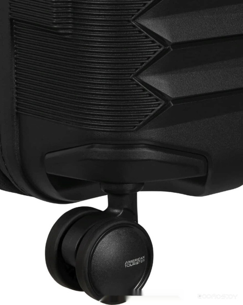 Чемодан American Tourister Fastforward