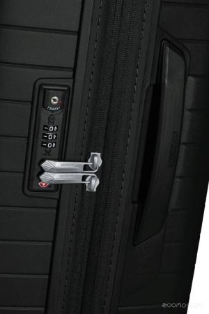 Чемодан American Tourister Fastforward