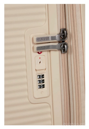 Чемодан American Tourister Soundbox 32G*25 002