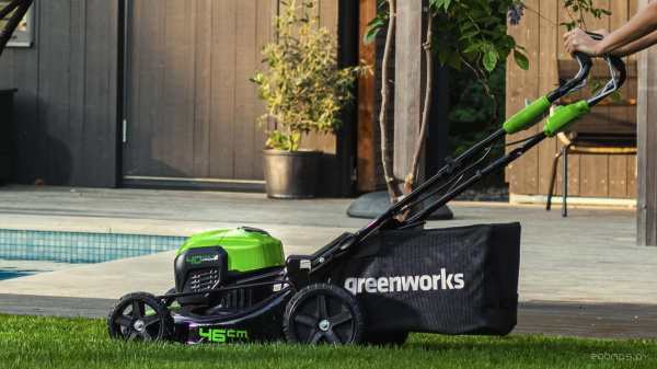 Газонокосилка аккумуляторная Greenworks 40V GD40LM46SP (без АКБ и ЗУ) 46см самоходная   