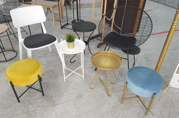 Стол журнальный <<цв.:белый муар>>