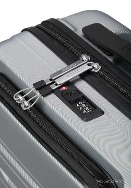 Чемодан на колесах American Tourister Flashline ME8*25 006