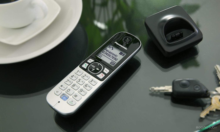 Телефон Panasonic KX-TG6811RUB