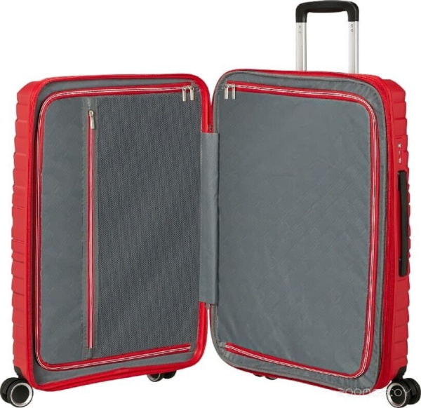 Чемодан American Tourister Flytwist True red 67 см